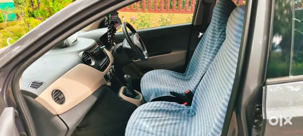 Hyundai Grand I10 2017 Petrol 95000 Km Driven Neat And Good Condition