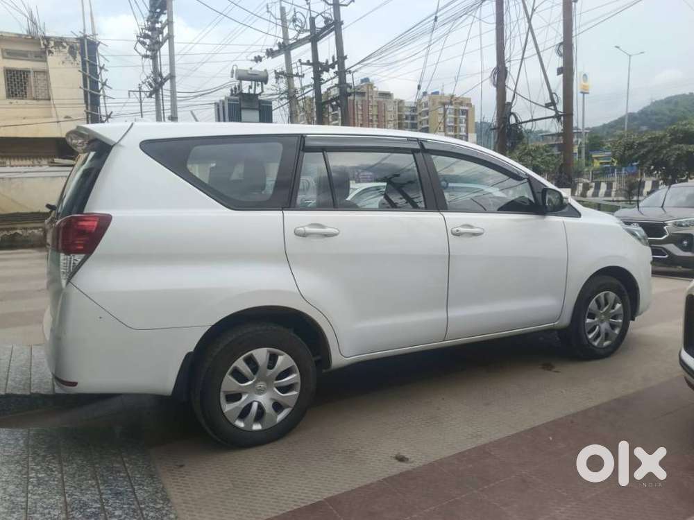 Toyota Innova Crysta 2.4 Gx Mt 8s, 2024, Diesel