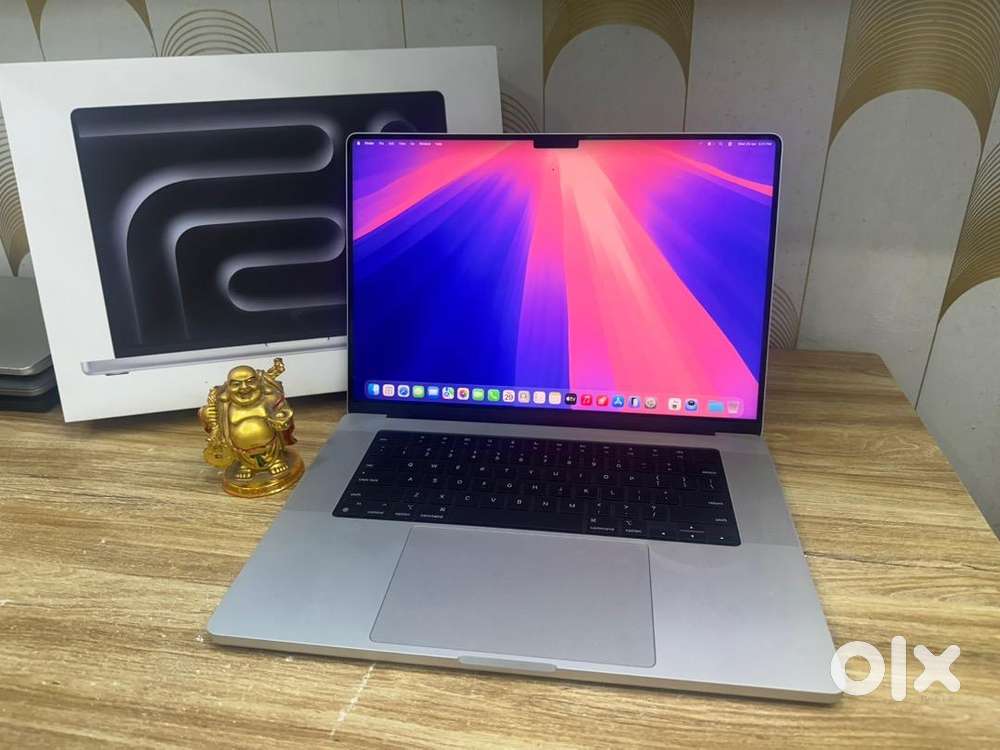 JustMac-Apple MacBook Pro M3 Max 16” 2024 48 GB RAM/1 TB SSD/40C
