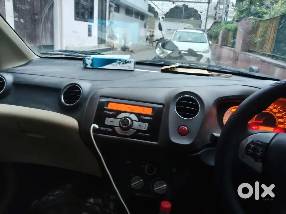 Honda Brio Mt 2013