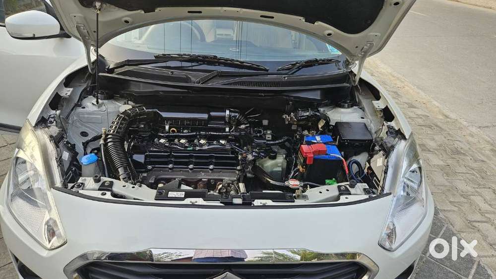 Maruti Suzuki Dzire 1.2 Vxi Amt, 2018, Petrol