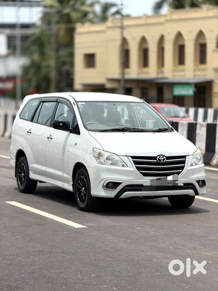 Toyota Innova 2.5 G (diesel) 7 Seater Bs Iv, 2014, Diesel