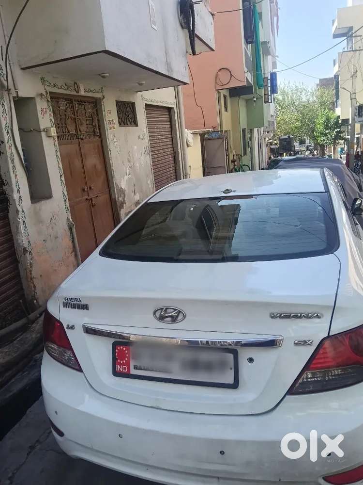 Hyundai Verna Sx O 2013