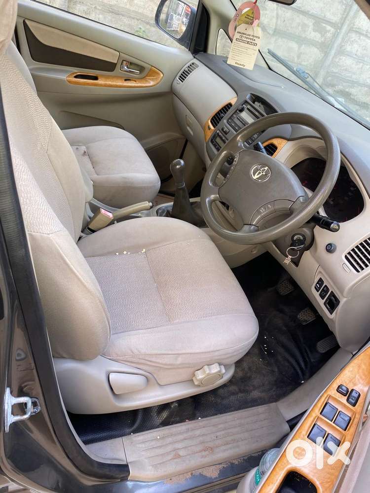 Toyota Innova 2.5 Gx 7 Str Bs-iii, 2011, Diesel