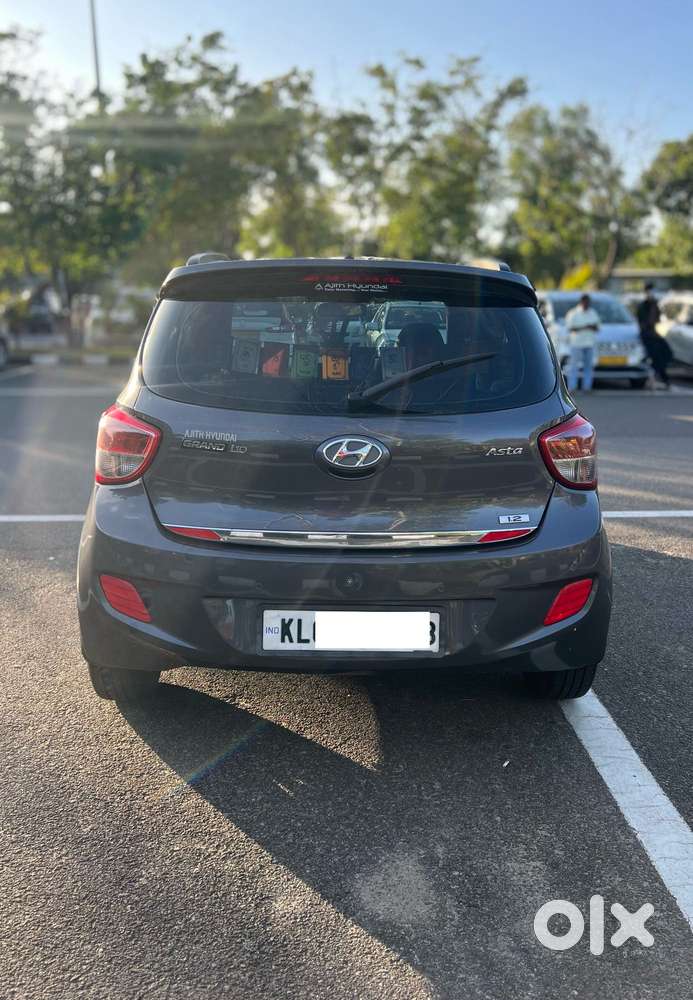 Hyundai Grand I10 Asta Option, 2016, Petrol