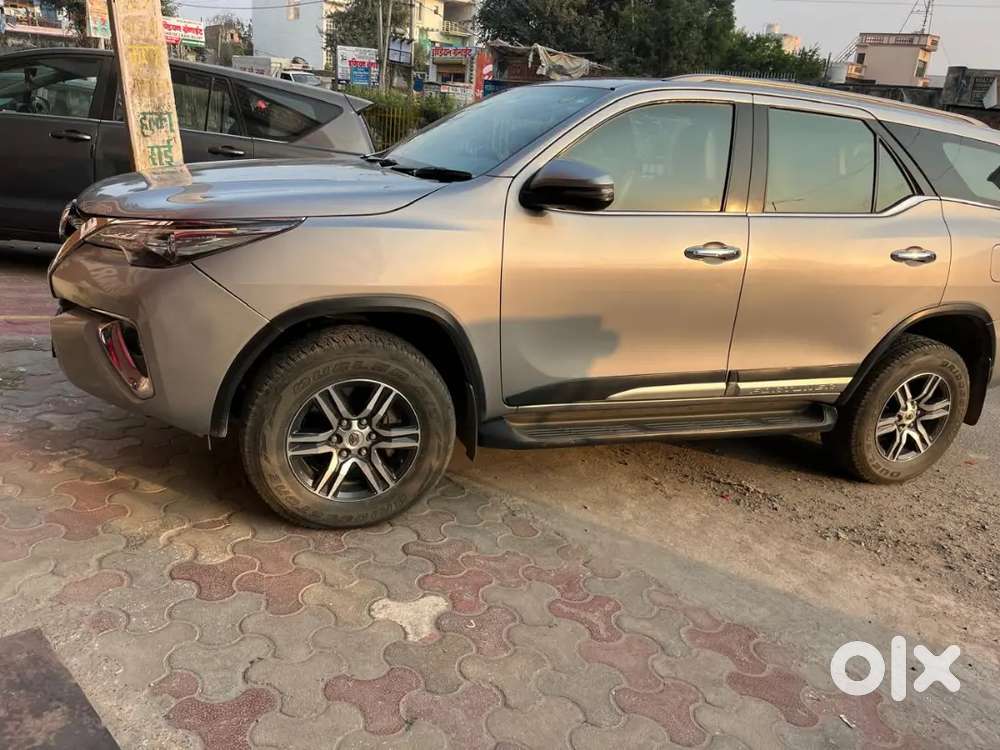 Fortuner 4×2 Automatic 2017 First Own