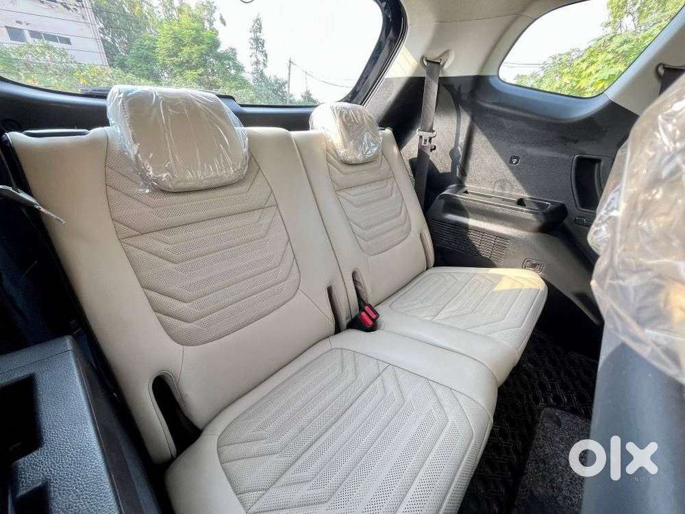 Kia Carens 1.5 Luxury Plus Turbo Dct 7 Str, 2022, Petrol