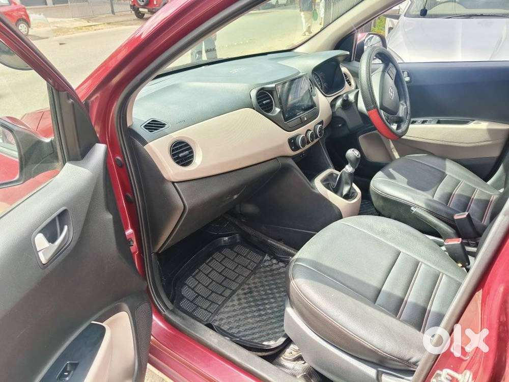 Hyundai Grand I10 Sportz, 2016, Petrol