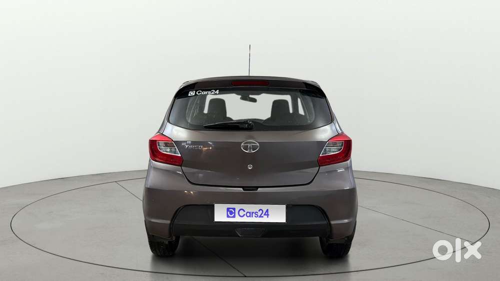 Tata Tiago 1.2 Revotron Xz, 2016, Petrol