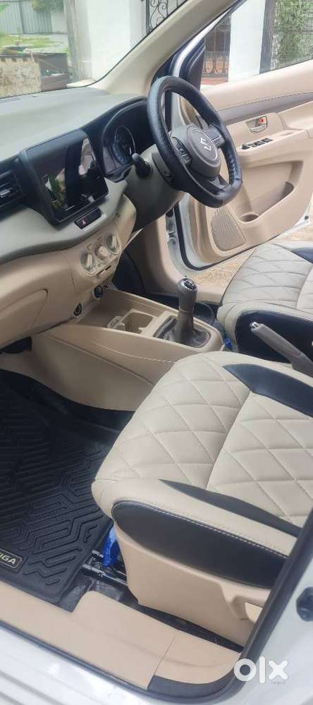 Maruti Suzuki Ertiga 2022-2023  Vxi, 2023, Petrol
