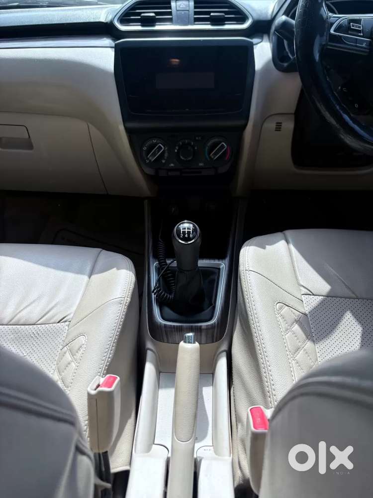 Maruti Suzuki Swift Dzire Vxi, 2022, Petrol