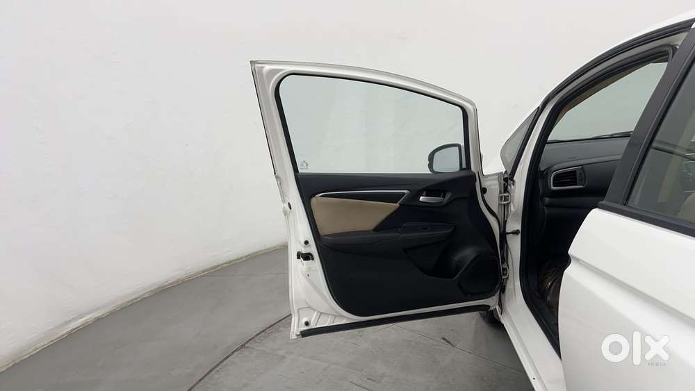 Honda Jazz V At I-vtec, 2015, Petrol