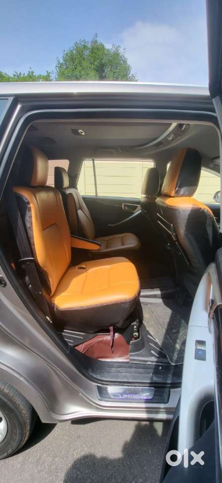 Toyota Innova Crysta 2.4 V, 2017, Diesel