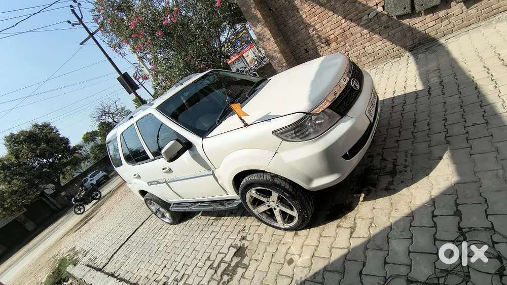 Tata Safari Storme 2018 Diesel 110000 Km Driven