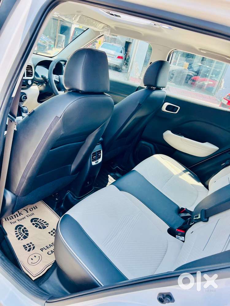 Hyundai Venue 1.0 Sx (o) Turbo Dct, 2025, Petrol
