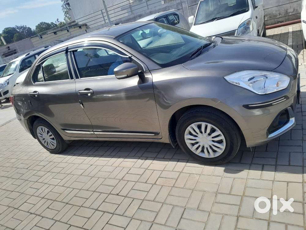 Maruti Suzuki Dzire 1.2 Vxi, 2023, Petrol