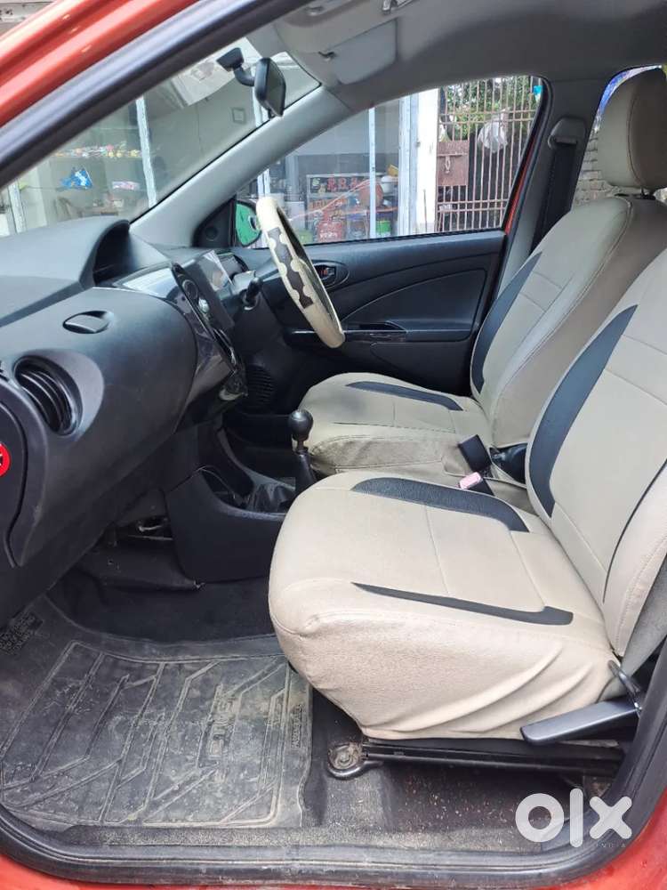 Toyota Etios Cross 1.2l G, 2017, Petrol