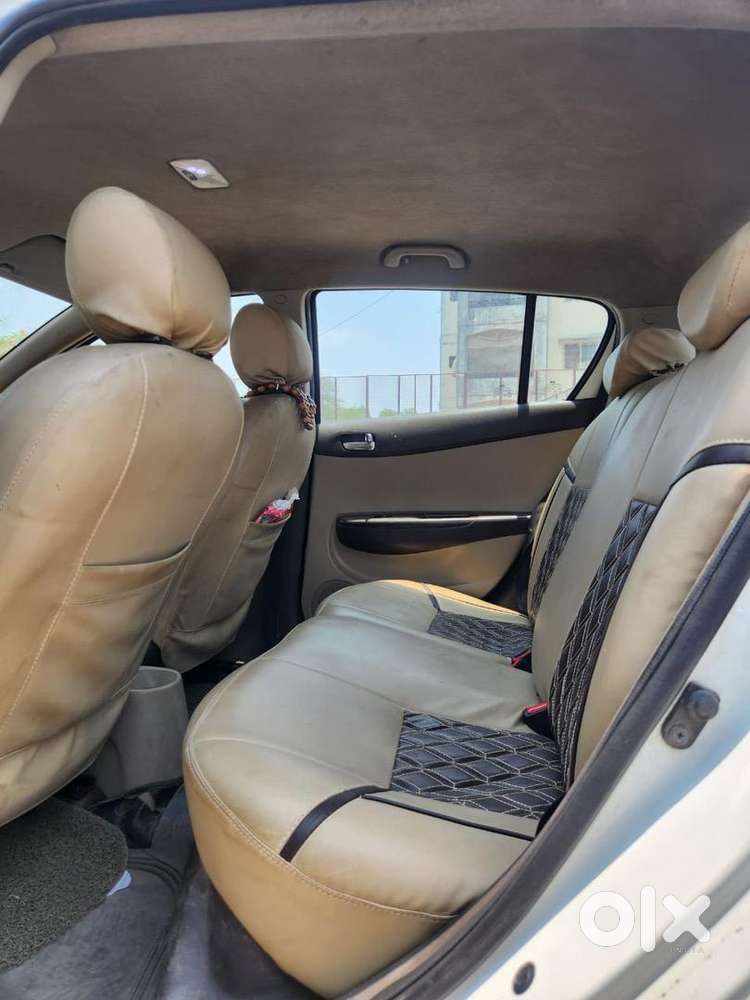 Hyundai I20 2011 Diesel 13000 Km Driven