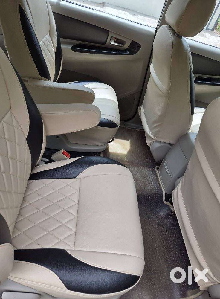 Toyota Innova 2.5 Z Diesel 7 Seater, 2014, Diesel