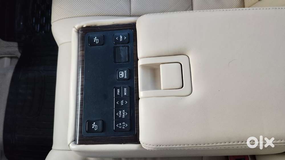 Toyota Camry Hybrid, 2016, Petrol