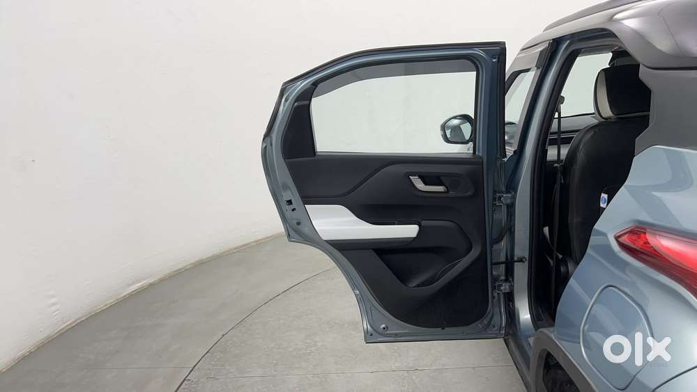 Tata Punch Creative Amt, 2023, Petrol