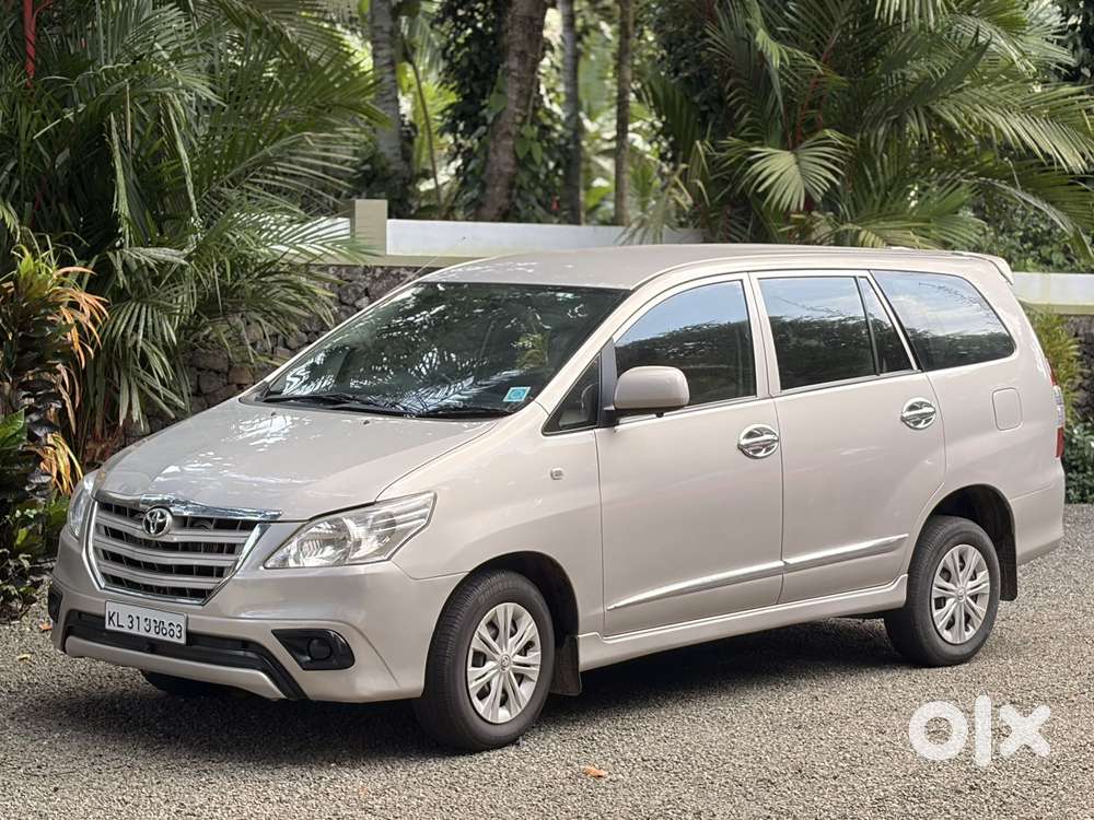 Toyota Innova 2.5 Gx 7 Str Bs-iii, 2016, Diesel