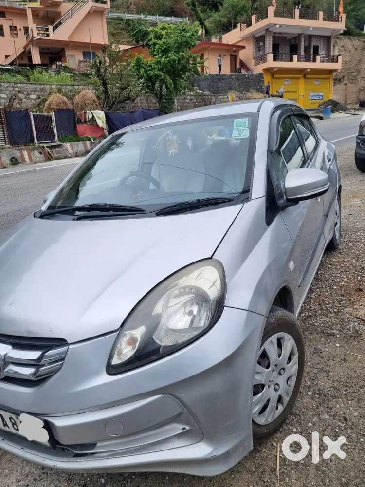 Honda Amaze 2015 Petrol And Aftermarket Cng Well Maintained