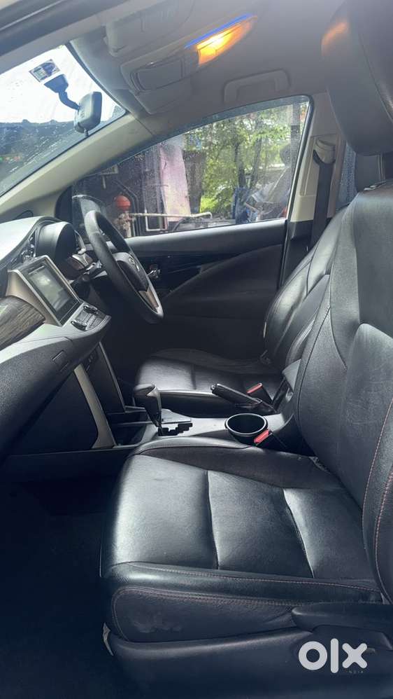 2017 Toyota Innova Crysta 2.8l Zx Automatic Touring Sport