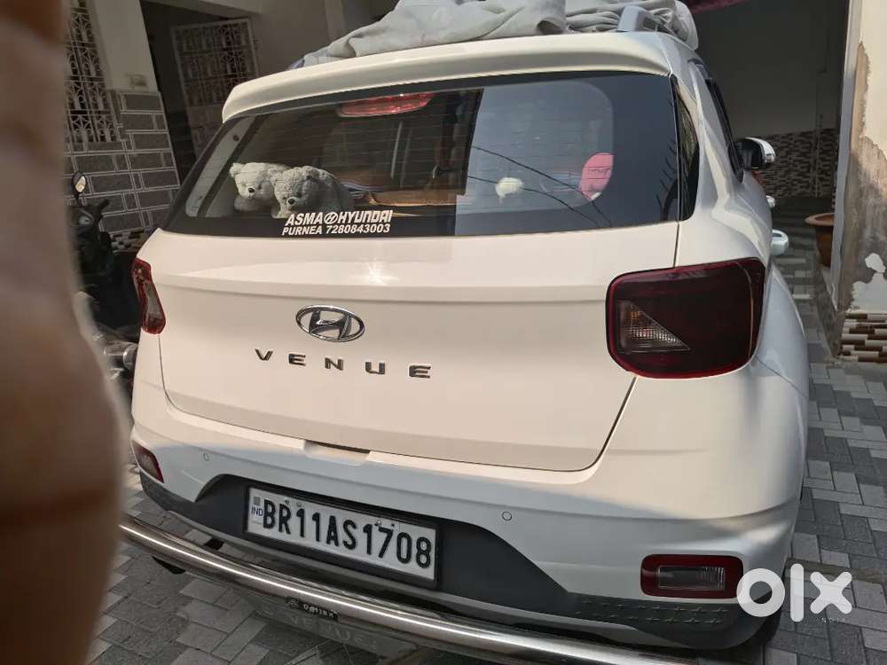 Hyundai Venue 2020 Petrol Well Maintained,