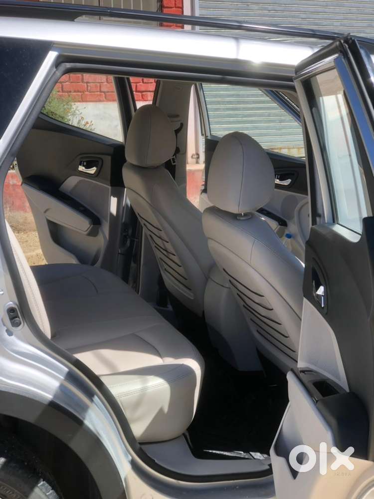 Mahindra Xuv 300 2022 Petrol Well Maintained