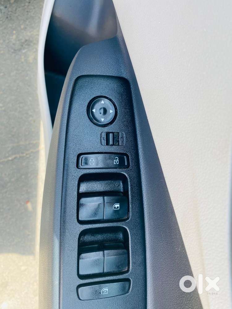 Hyundai Aura [2020-2023] 1.2 S Cng, 2022, Cng & Hybrids