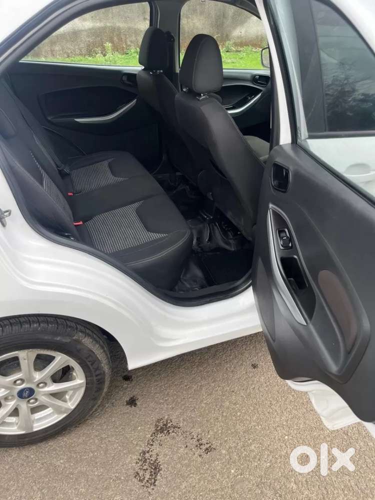 Ford Figo Titanium, 2020, Petrol