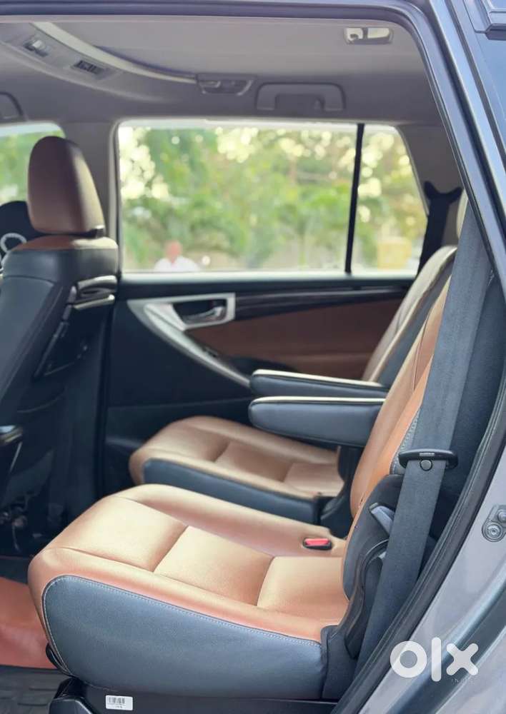 Toyota Innova Crysta [2020-ongoing] 2.4 Zx At 7 Str, 2020, Diesel