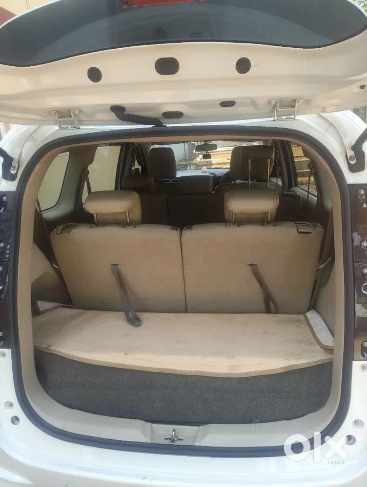 Selling My 2025 Maruti Suzuki Ertiga Cng In Excellent Condition.