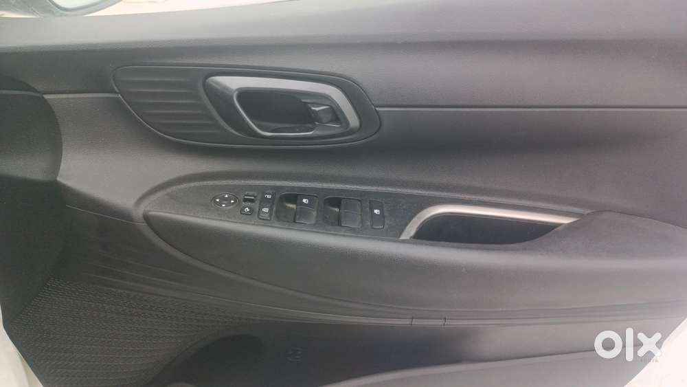 Hyundai New I20 1.2 Asta (o) Mt, 2022, Petrol