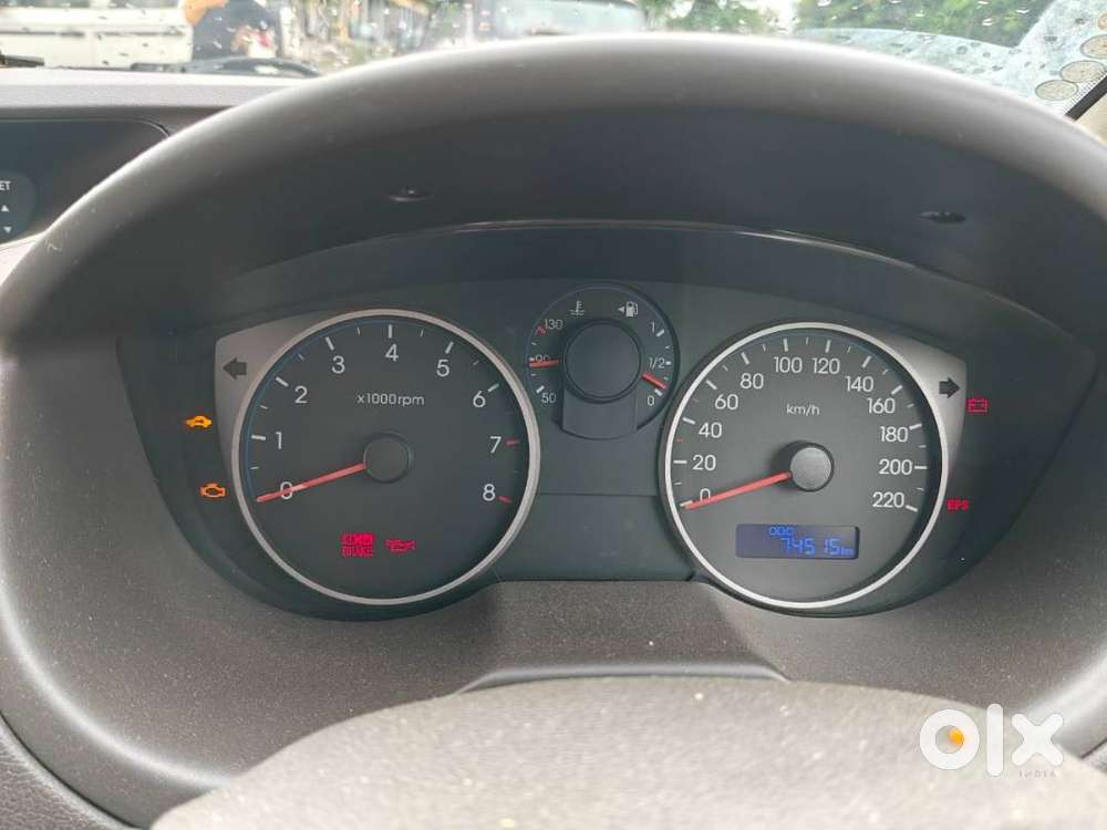 Hyundai I20 Sportz 2012