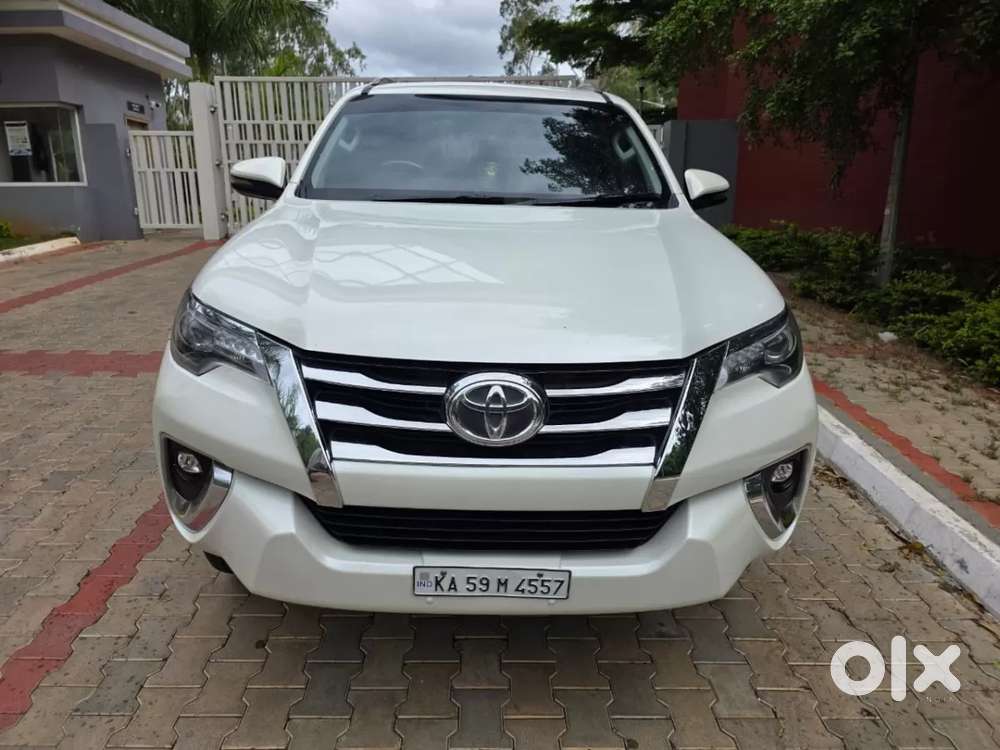 Toyota Fortuner 4x4 Mt 2.8 Diesel, 2020, Diesel