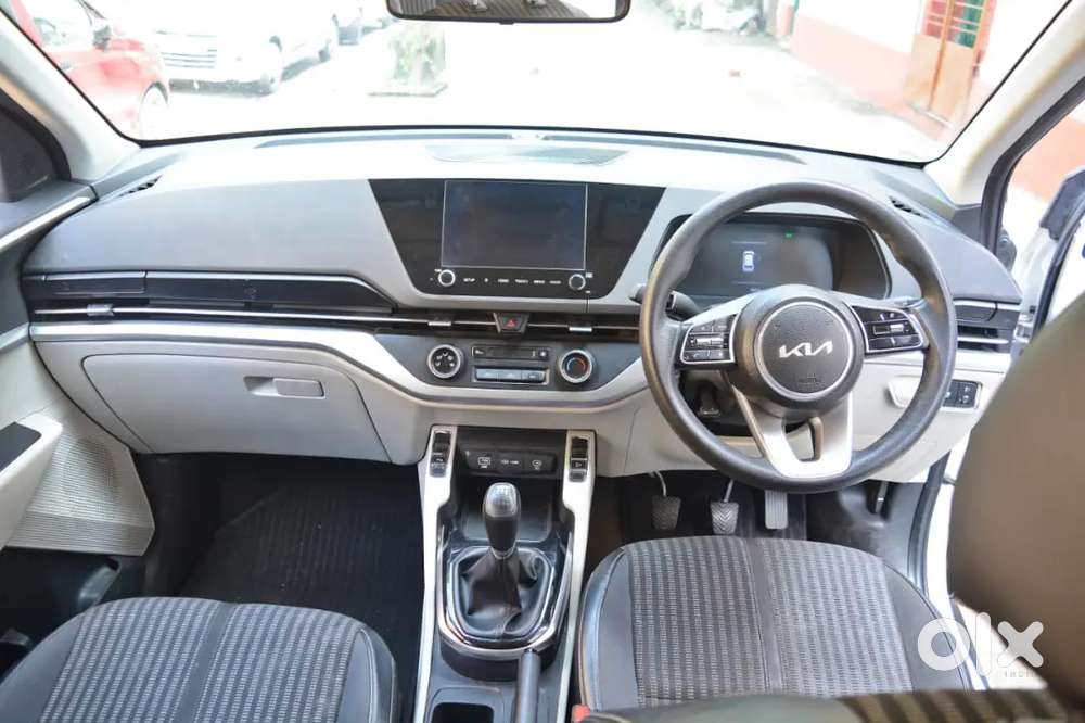 Kia Carens 2022 1.4 Prestige