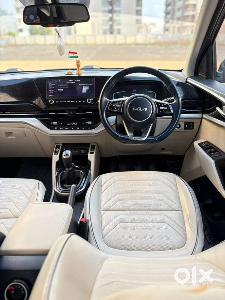 Kia Carens 1.5 Luxury Plus Diesel 6 Str, 2022, Diesel