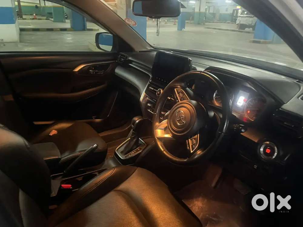 Toyota Urban Cruiser 1.5 Hyryder 2022 Drive