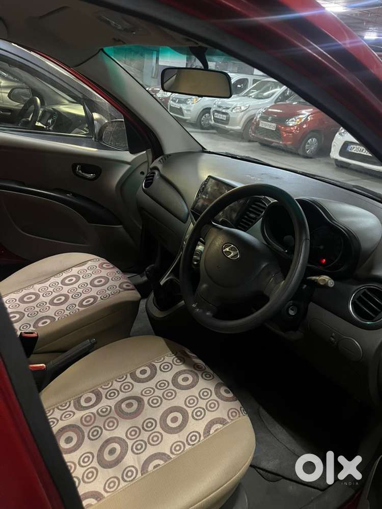 Hyundai I10 Sportz 2012