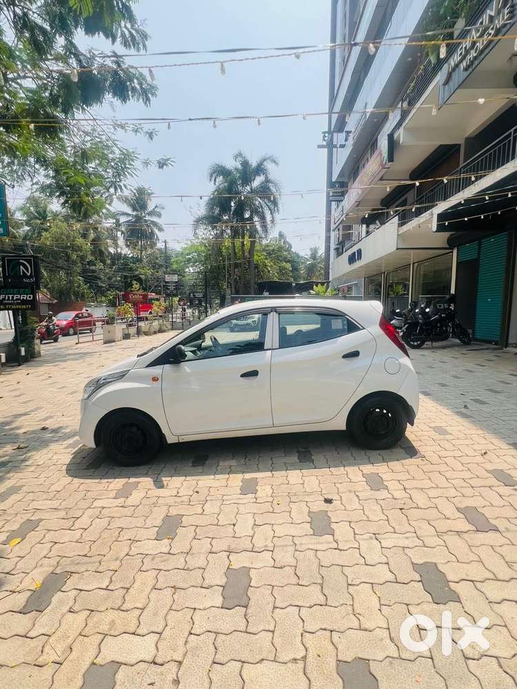 Hyundai Eon Era Plus, 2017, Petrol