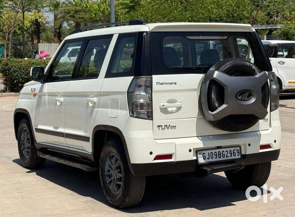 Mahindra Tuv 300 T10, 2019, Diesel
