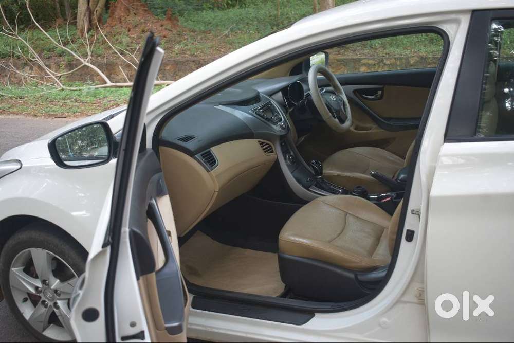 Excellent Condition Hyundai Elantra Diesel White 2013 Model Autogear