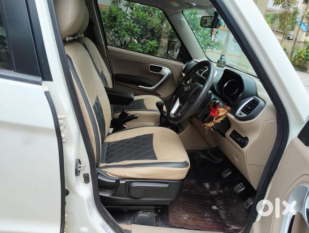 Mahindra Tuv 300 T10 Opt, 2018, Diesel