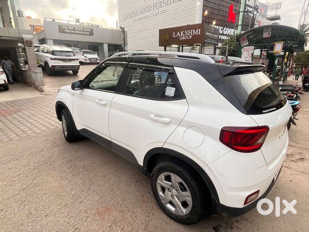 Hyundai Venue S Mt 1.2 Kappa, 2021, Petrol