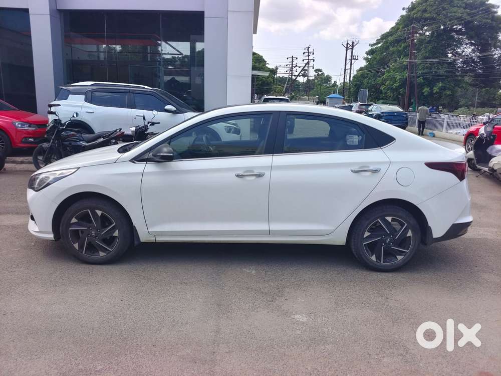 Hyundai Verna 1.6 Sx (o) Vtvt, 2021, Petrol