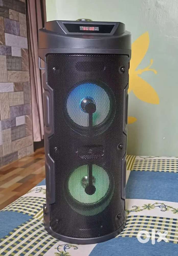 A2 HIGH GIANT LOUD BASS BLUETOOTH SPEAKER, MIC,1.5FT NEW BOX HOME USE