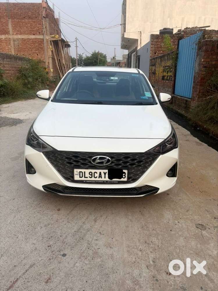 Hyundai Verna 2022 Petrol 38000 Km Driven