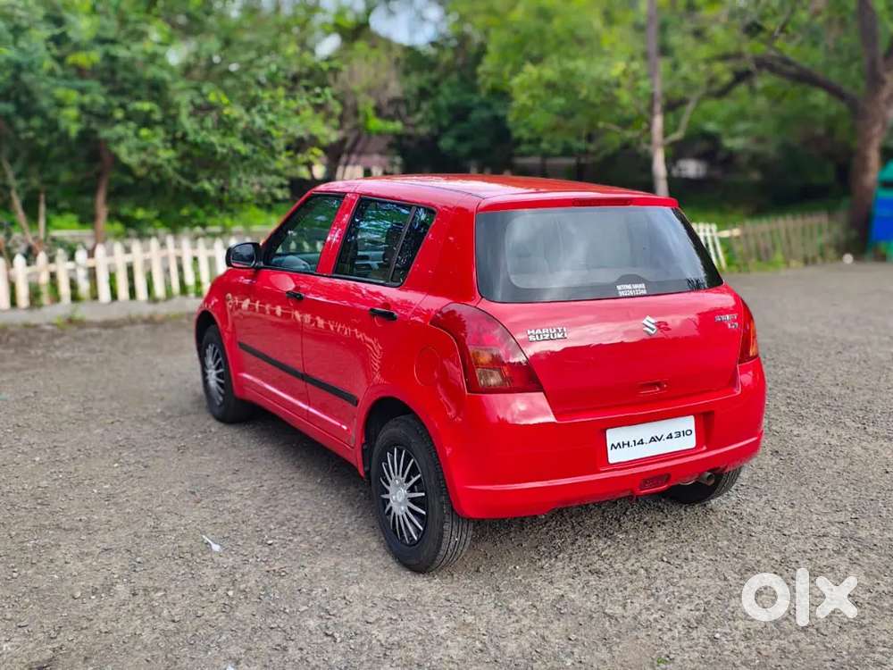 Top Condition Maruti Suzuki Swift 2006 Petrol 88000 Km Driven